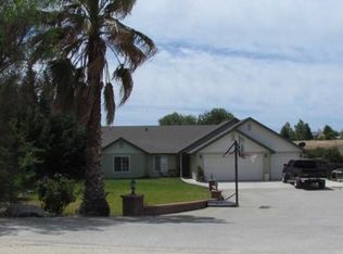 6090 Champagne Ln, Paso Robles, CA 93446