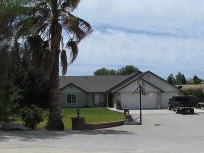 6090 Champagne Ln, Paso Robles, CA, 93446