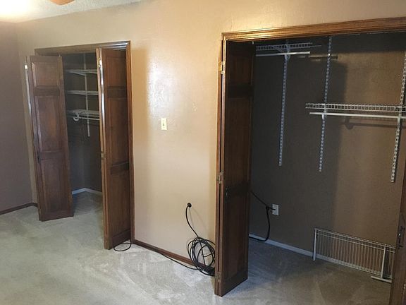 Master bed closets