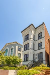 514 4th St SE APT 100, Washington, DC, 20003