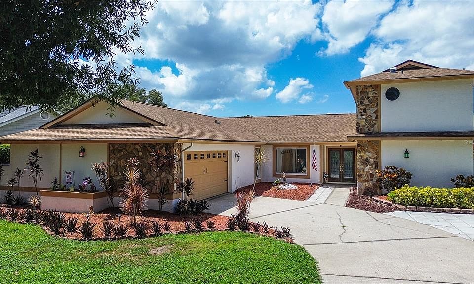 1st image of 2876 LAKE VALENCIA BOULEVARD E