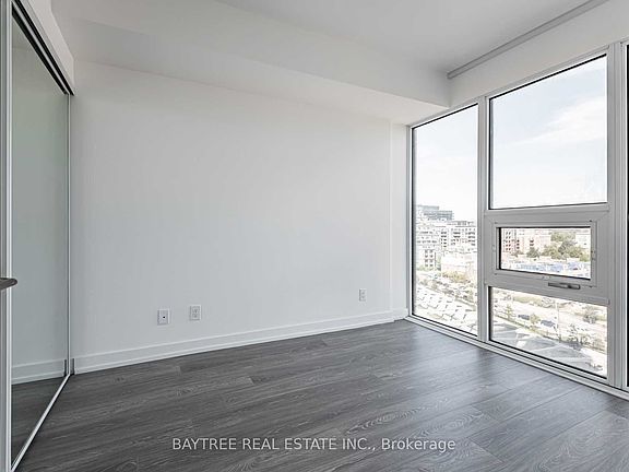 4th image of 19 Western Battery Rd #2618