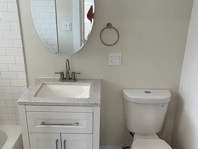 220 Battle Ave #1 — Photo 5