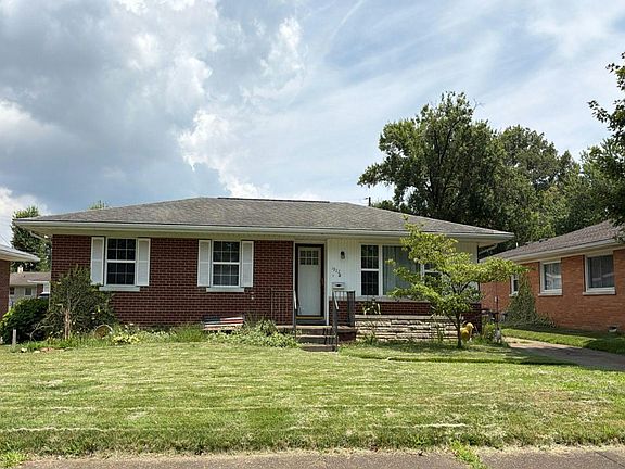 3rd image of 1922 Joyce Ave