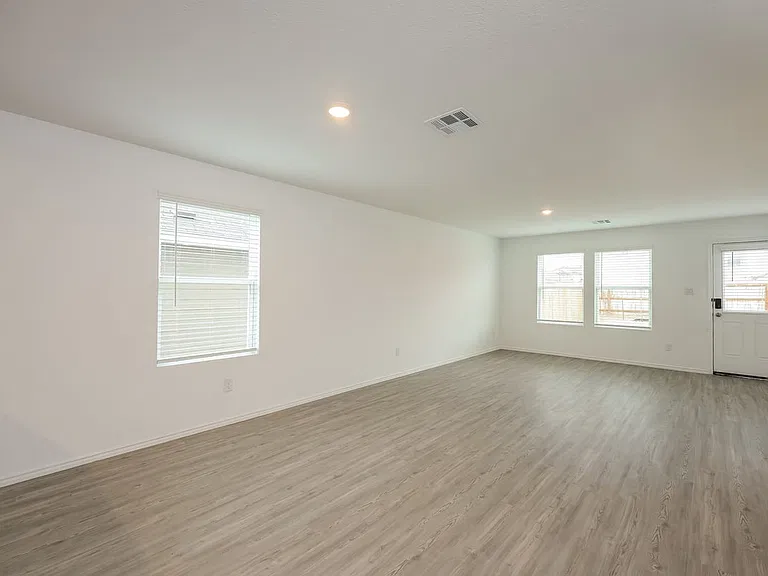 10727 Hernando Ct — Photo 3