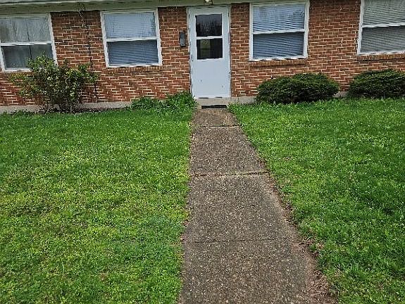 3rd image of 2411 Broadmoor Dr #2411