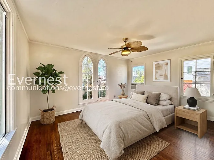 132 N Crescent Heights Blvd — Photo 7