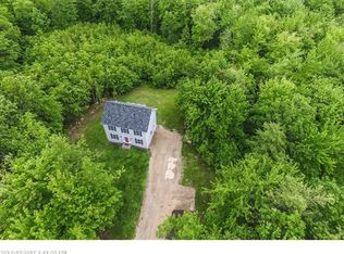 16 Autumn Ln, Raymond, ME 04071