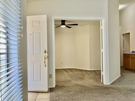 4th image of 1314 W Lark Dr