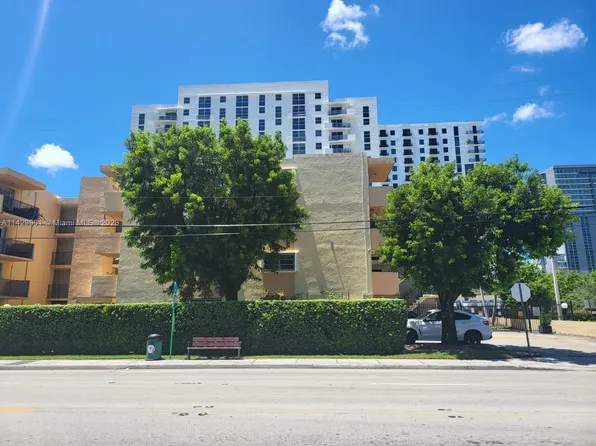 237 SW 13th St APT 109, Miami, FL 33130