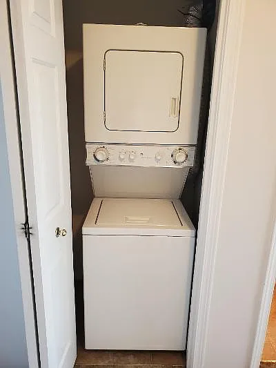 2 bed, 1188 sqft, $1,450 — Photo 3