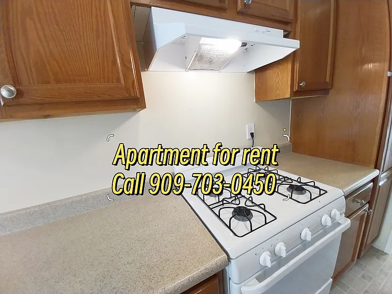 2929 N Garey Ave — Photo 61