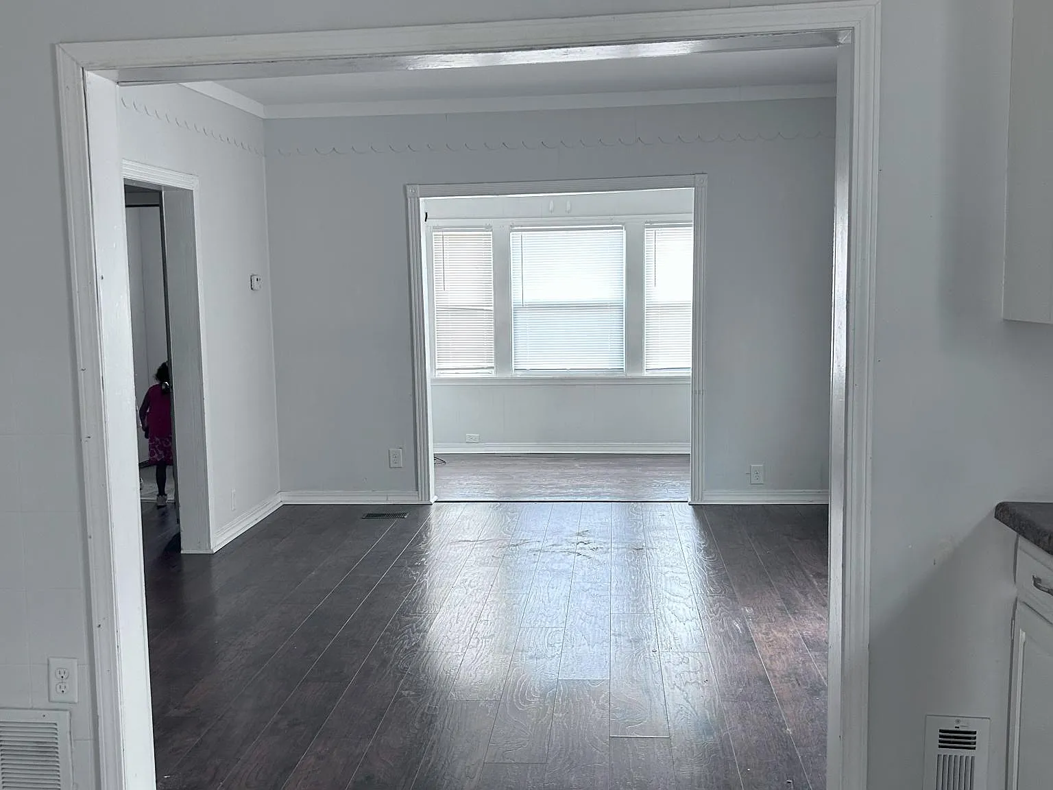 2 bed, 850 sqft, $1,250 — Photo 2