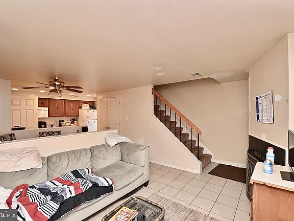 4th image of 4303 Pembrook Village Dr #15