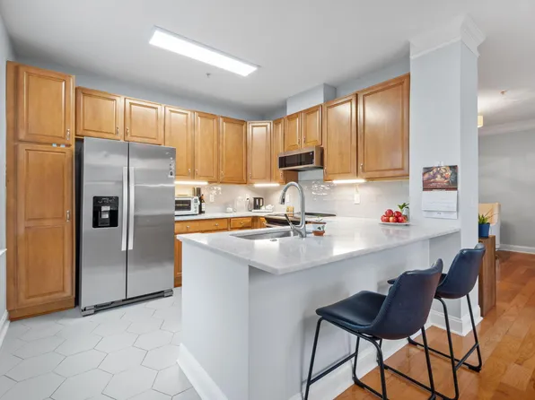 1014 Arborgate Cir, Chapel Hill, NC 27514