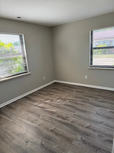2 bed, $1,175 — Photo 4