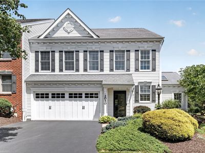 2050 Croghan Dr, Carnegie, PA, 15106