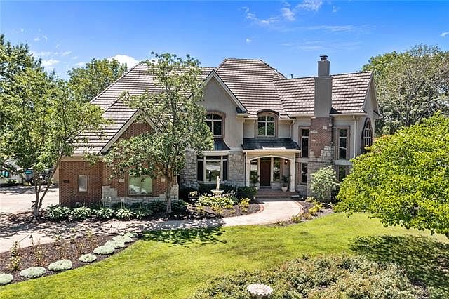1st image of 1416 Woodbury Ln