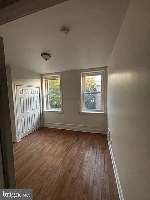2 bed, 1.0 bath, 3272 sqft, $950 — Photo 4