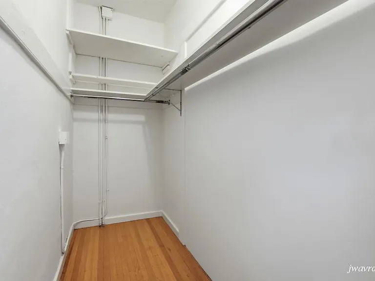 1588 Sacramento St #1590-28 — Photo 7