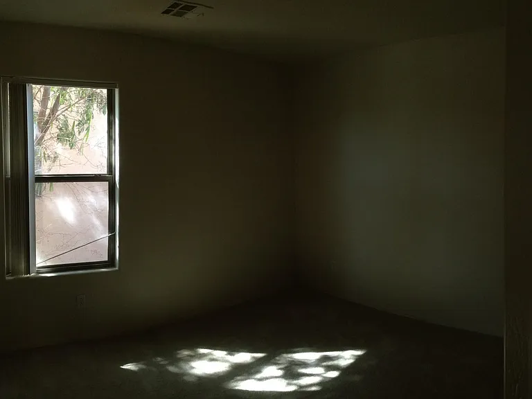 2050 S Falcon Dr — Photo 9