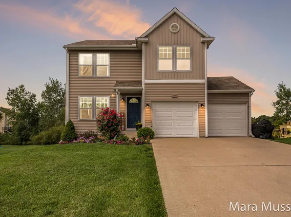 6399 Dew Pointe Ave SE, Caledonia, MI 49316