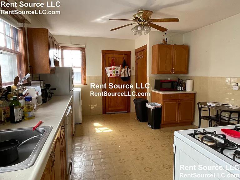 46 Frederick Ave #2 — Photo 9