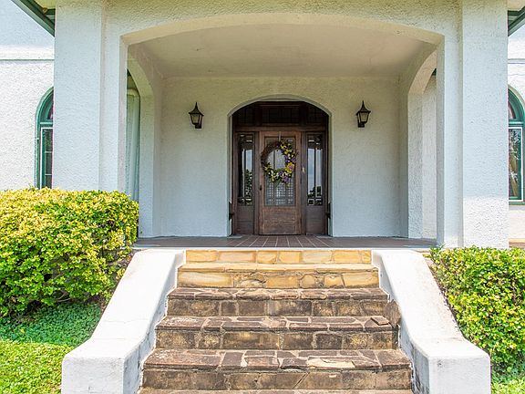 5th image of 1555 Kinneys Ln