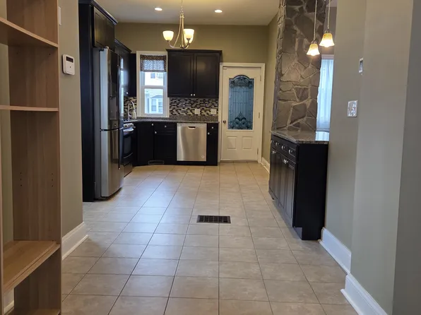 8 Tacoma St, Lynn, MA 01905