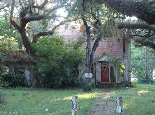 60 Campbell St, Labelle, FL 33935