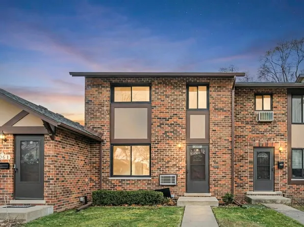 18W063 14th St, Villa Park, IL 60181