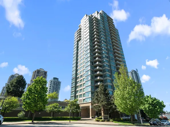 4388 Buchanan St #1306, Burnaby, BC V5C 6R8