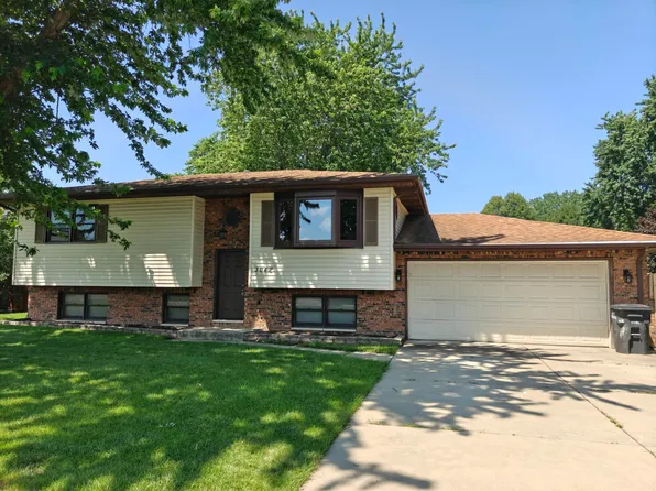 3042 Dutch Mill St, Portage, IN 46368