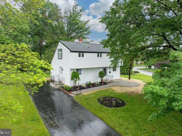 110 Deep Hollow Rd, King Of Prussia, PA 19406