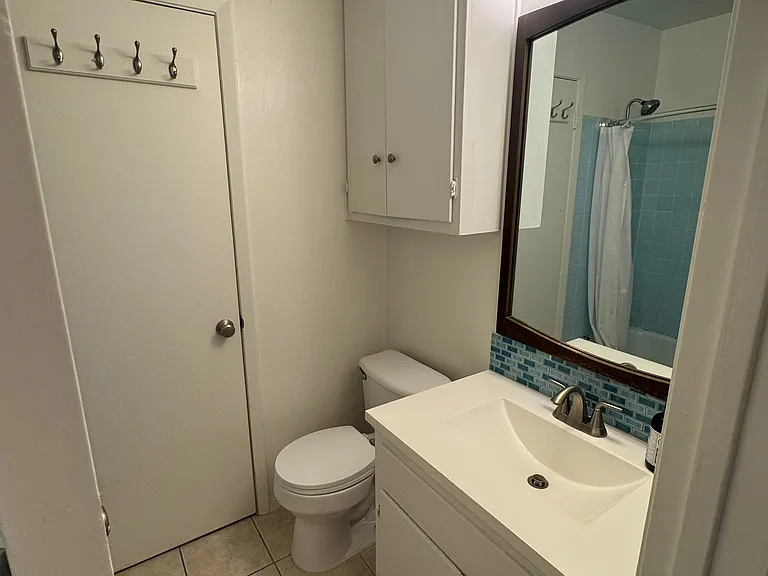 904 Aurora Cir — Photo 10