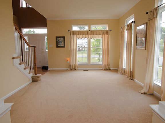 3rd image of 41 Augustine Blvd
