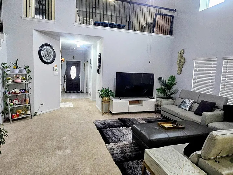 8831 W Crescent Lake Cir — Photo 3