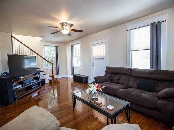2nd image of 4532 Welford Ave