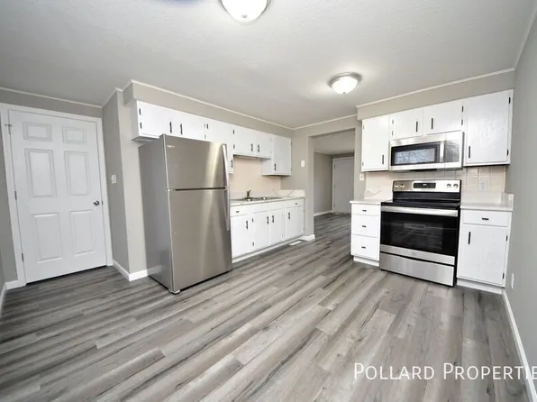 309 Granada Dr, Warrenton, MO 63383