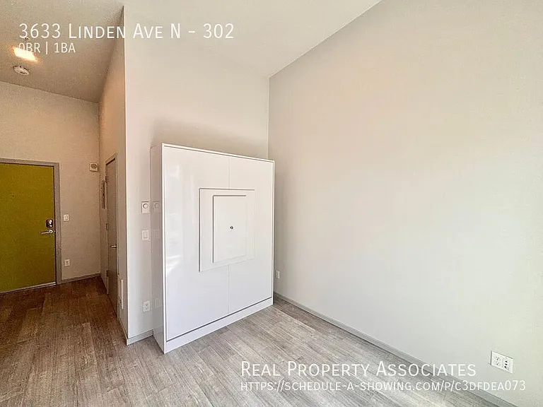 3633 Linden Ave N — Photo 16