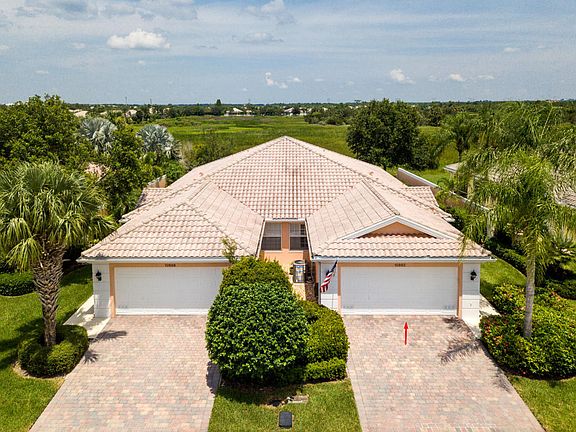 3rd image of 10882 SW Elsinore Dr
