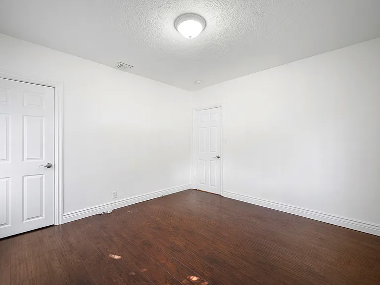 1515 Glenwood Rd — Photo 14