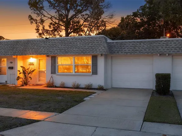 204 Mindy Dr, Largo, FL 33771