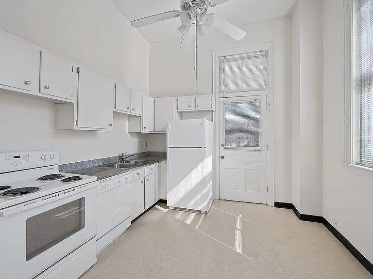 508 Greenup St — Photo 20