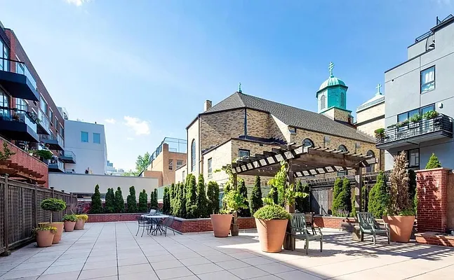 Rented by Compass | media 15