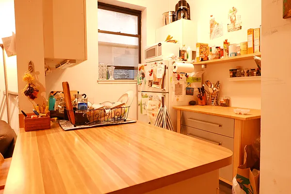 Rented by JK Dansar Corp | media 19