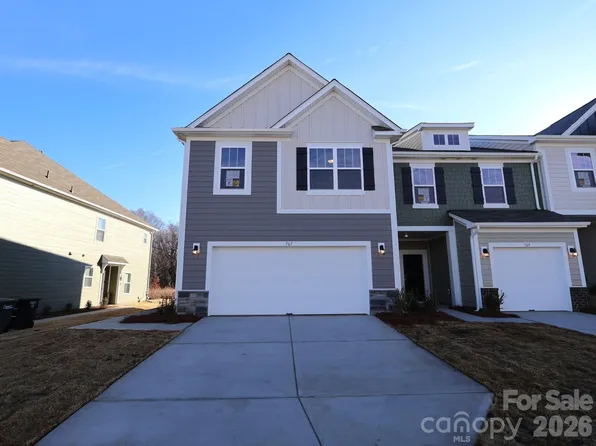 767 Kitfox Dr NW, Concord, NC 28027