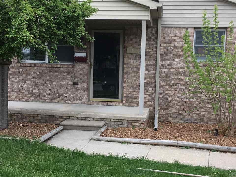 1st image of 23120 Lambrecht Ave