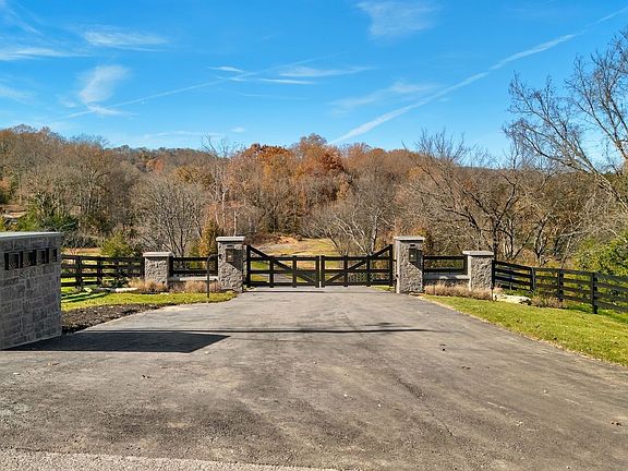 3rd image of 5012 Archer Springs Ln Lot 4