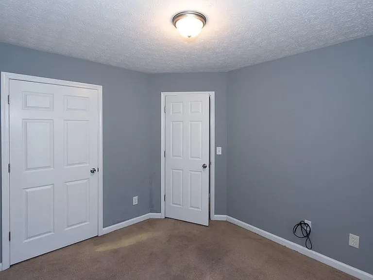 138 Blake Ave — Photo 11